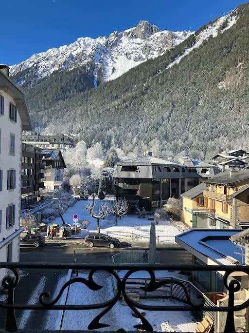 Magnifique Appartement Au Centre De Chamonix 0*,