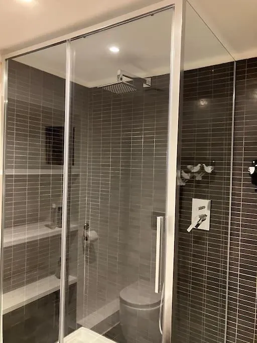 Magnifique Appartement Au Centre De שאמוני דירה