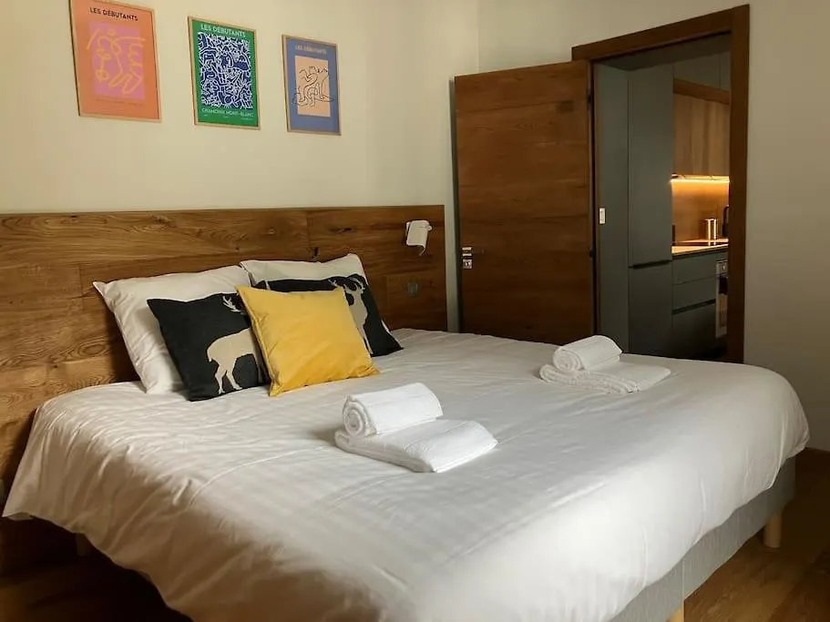 Magnifique Appartement Au Centre De שאמוני 0*,